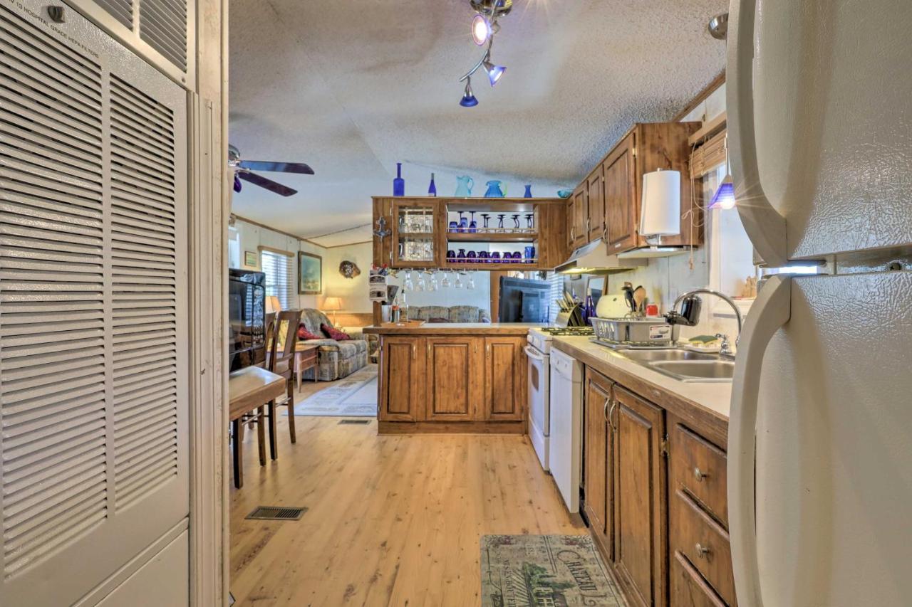 Quaint Chincoteague Island Hideaway With 2 Porches! Villa Exteriör bild