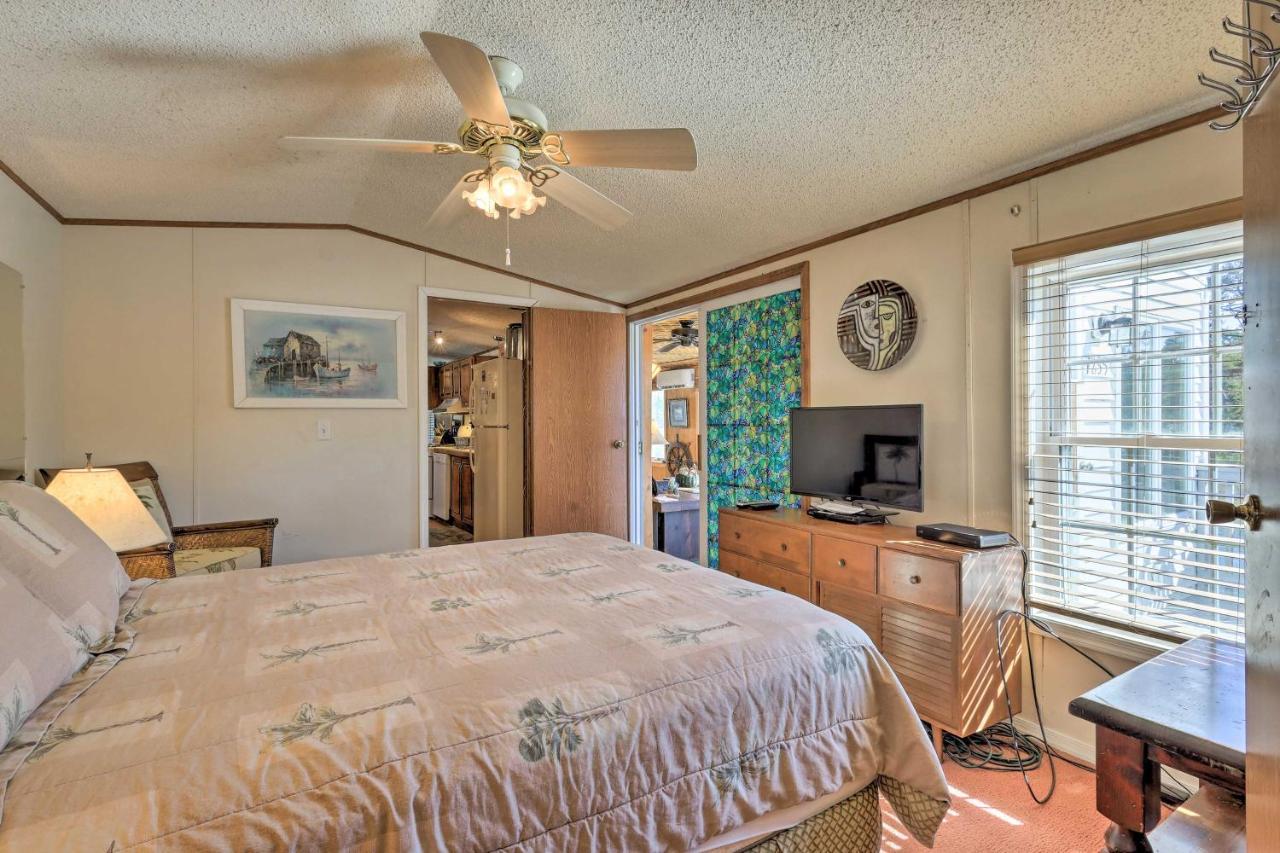 Quaint Chincoteague Island Hideaway With 2 Porches! Villa Exteriör bild