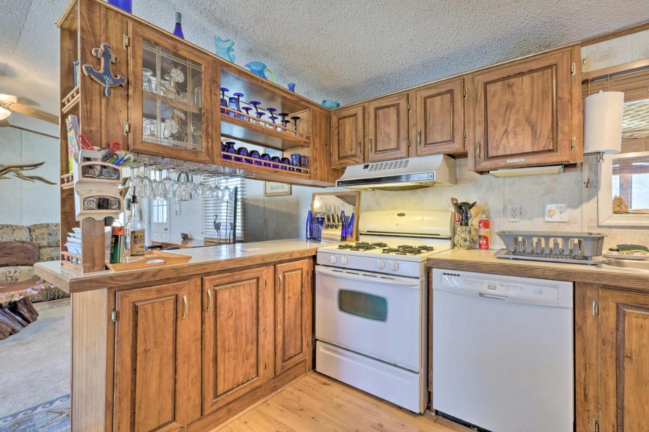 Quaint Chincoteague Island Hideaway With 2 Porches! Villa Exteriör bild